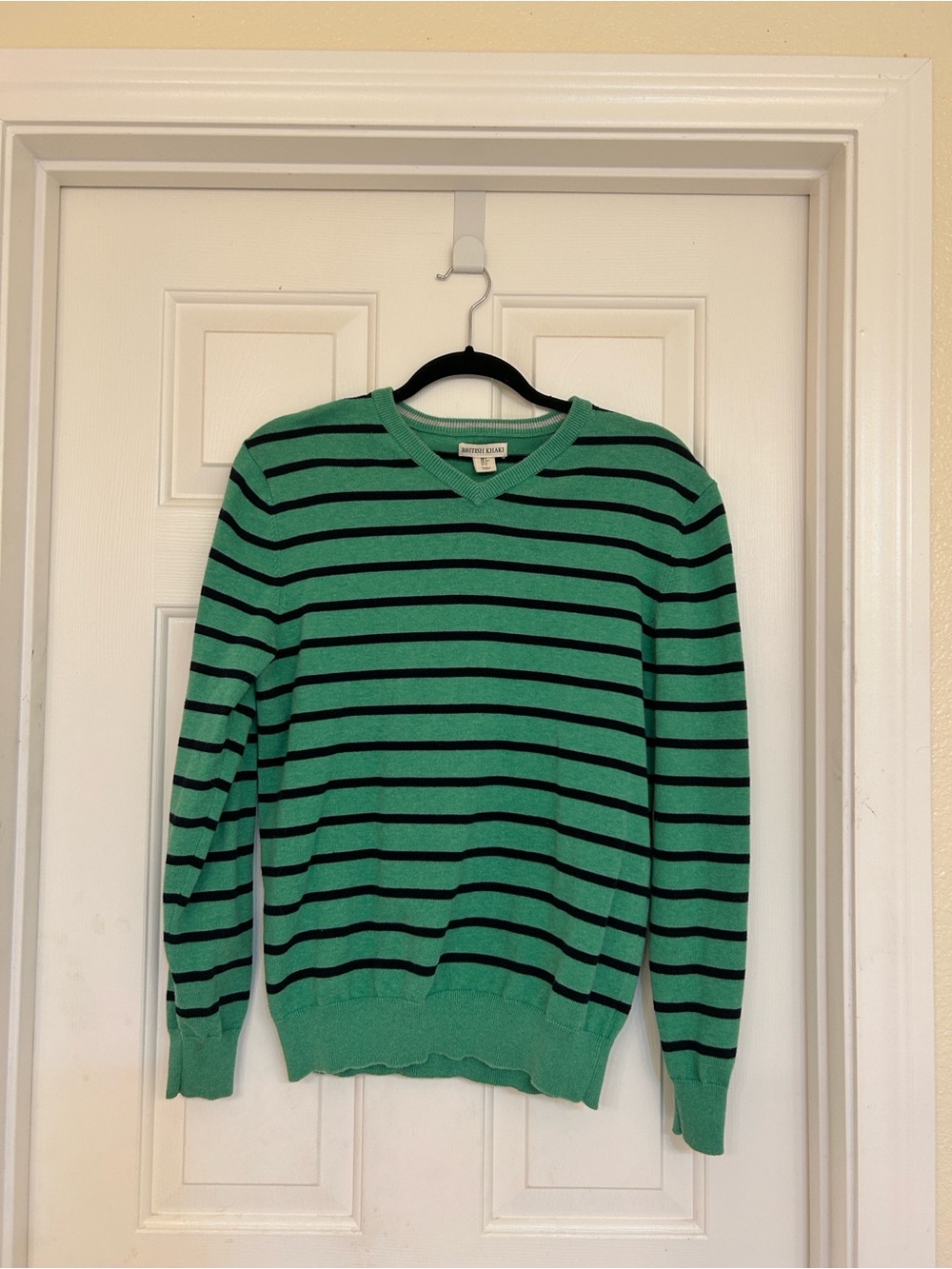 British Khaki Green & Navy Striped V-Neck Lightweight Sweater - Small